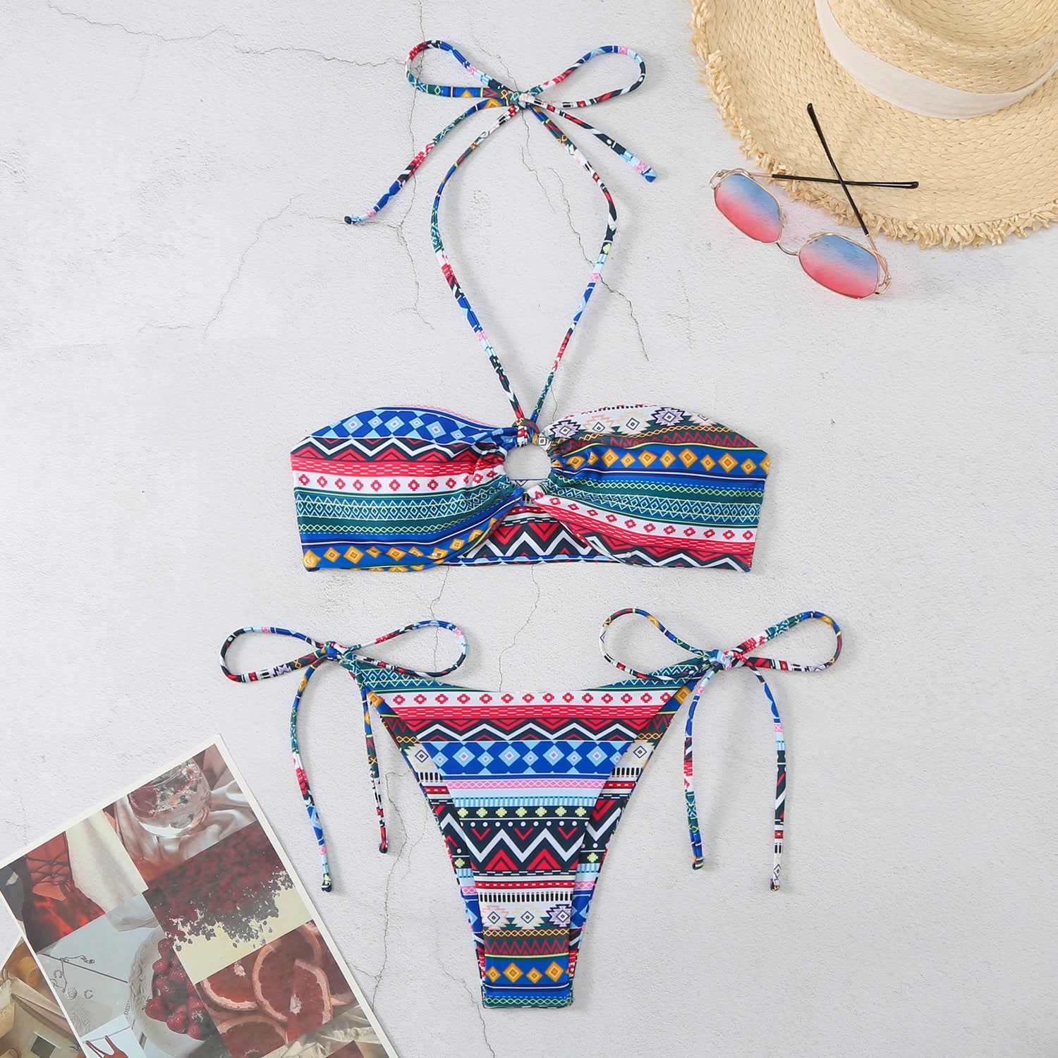 Halter Split Bikini Swimsuit voor trendy strandlook voor vrouwen