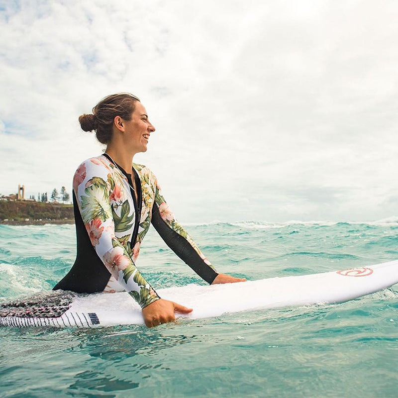 Surf para mujeres traje de baño de una pieza para días de playa activos