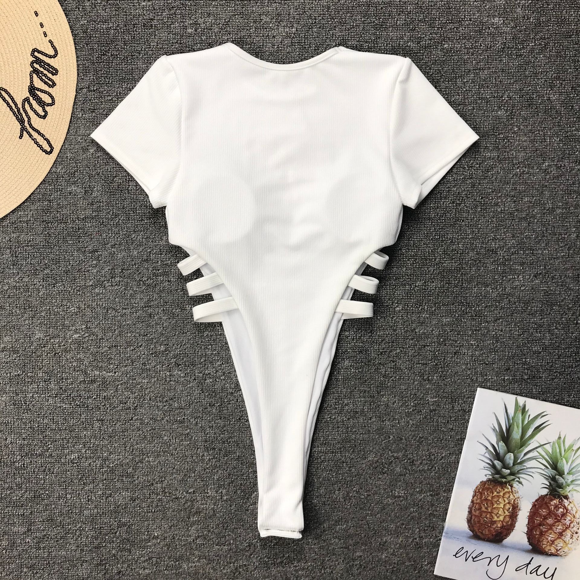Patrón de serpiente Monokini bikini de una pieza para playas audaces