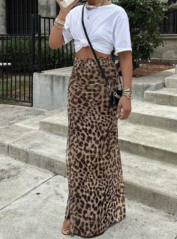 Saia de cintura alta impressão de leopardo para looks ousados ​​elegantes