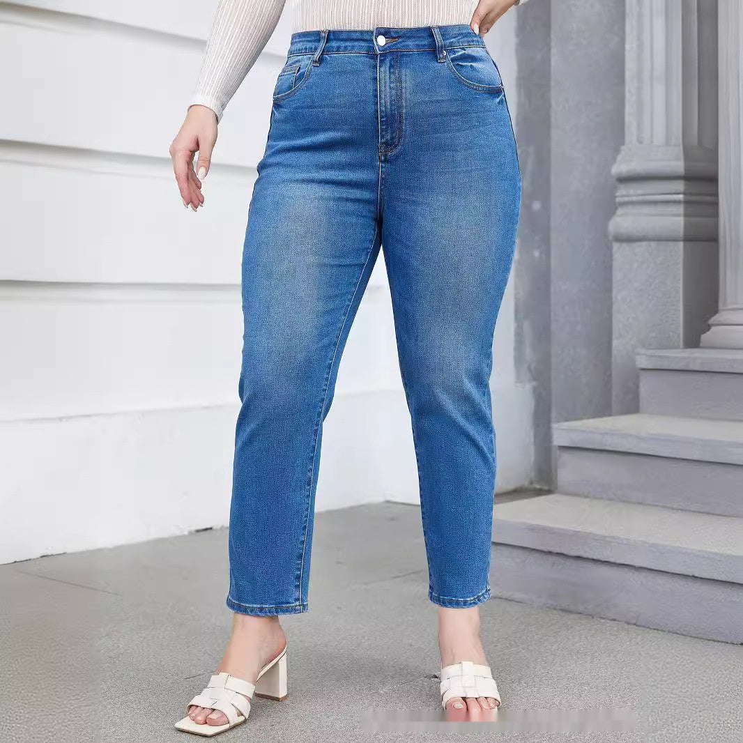 Plus-Größe Harem Stretch Jeans mit sich verjüngter Silhouette