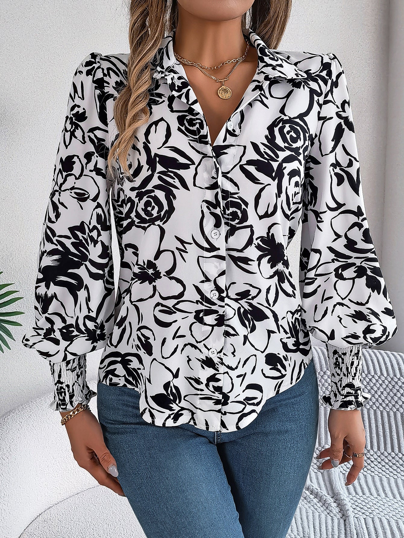 Women's Elegant Color-Blocked Floral Lantern Sleeve Lapel Shirt