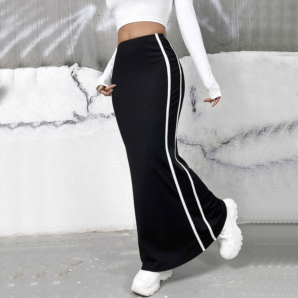Female Elegant Contrasting Color Design Half Skirt