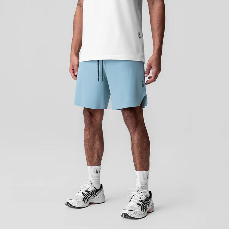 Seamless Performance Shorts with Multi-Pocket Utility Design