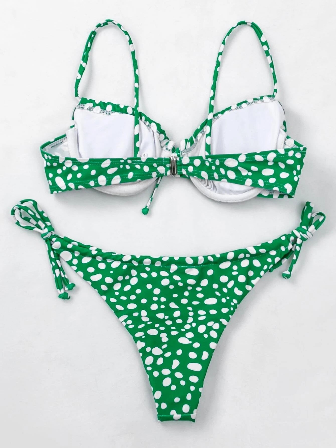Abito bikini diviso da donna chic per un'estate elegante