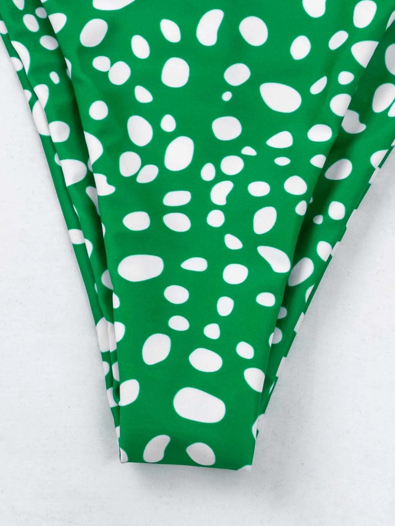 Abito bikini diviso da donna chic per un'estate elegante