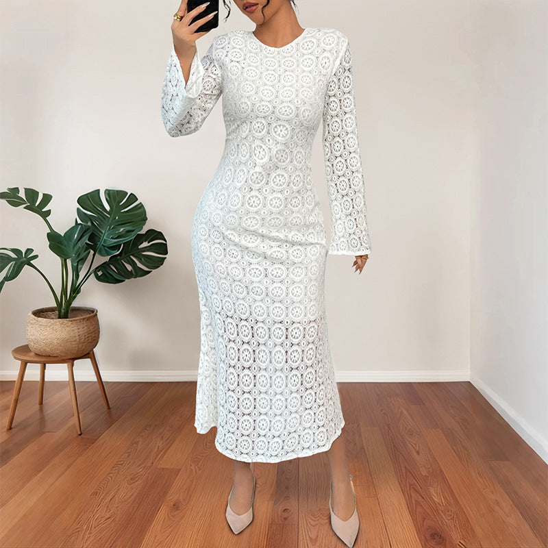 Vestido elegante de rabo de peixe com renda com sedutora silhueta esbelta