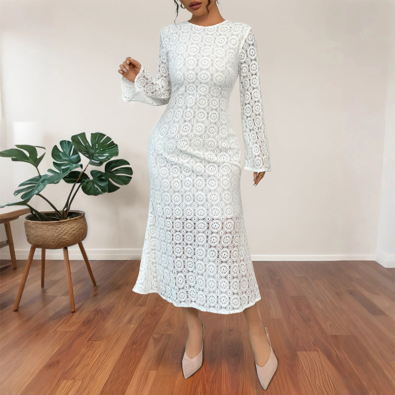 Vestido elegante de rabo de peixe com renda com sedutora silhueta esbelta