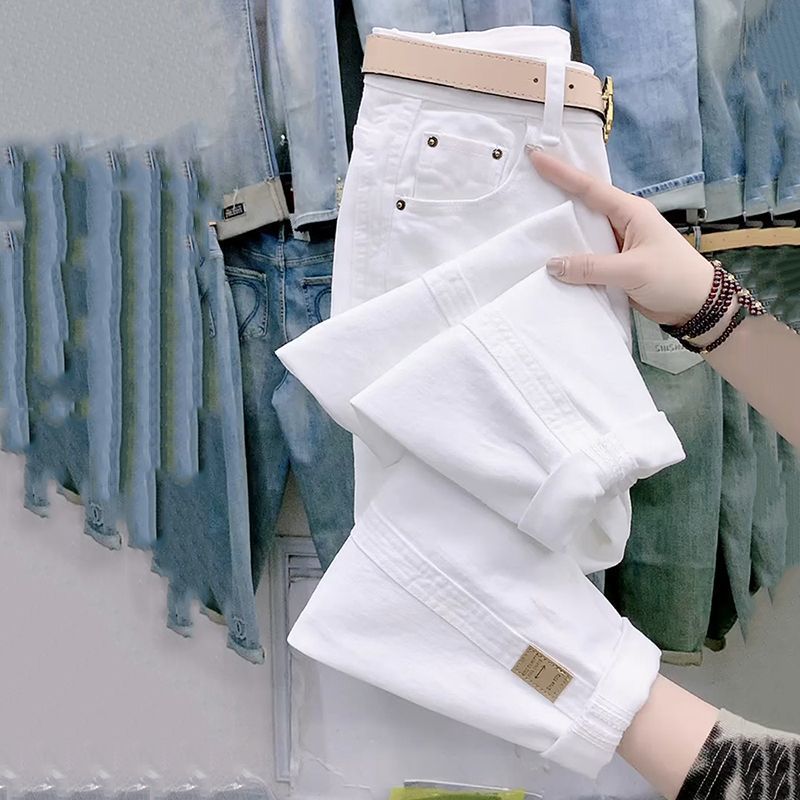 Plus-Size Loose Harem Jeans in Solid Color for Versatile Looks