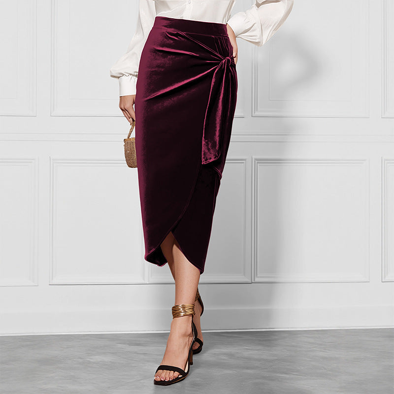 Robe en velours tordu de couleur unie avec une scission élégante