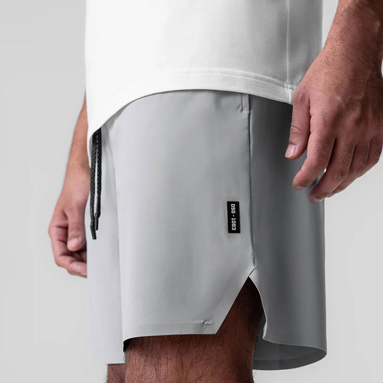 Seamless Performance Shorts with Multi-Pocket Utility Design