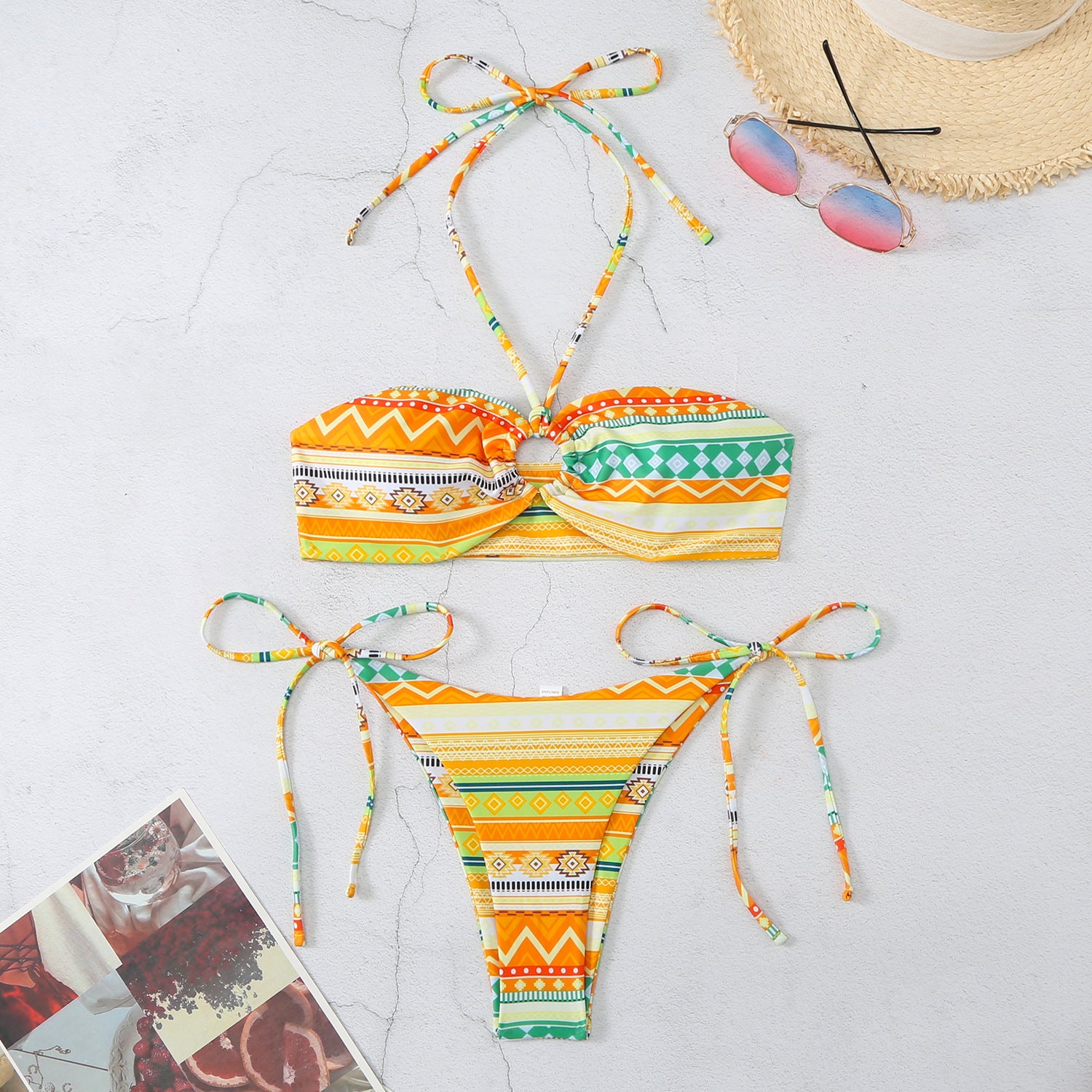 Halter Split Bikini Swimsuit voor trendy strandlook voor vrouwen
