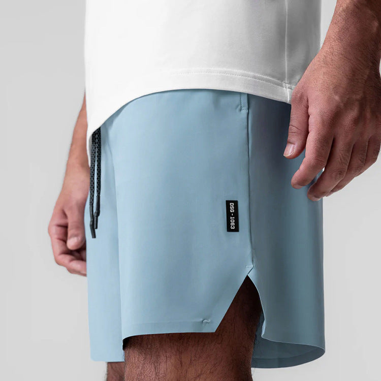 Seamless Performance Shorts with Multi-Pocket Utility Design