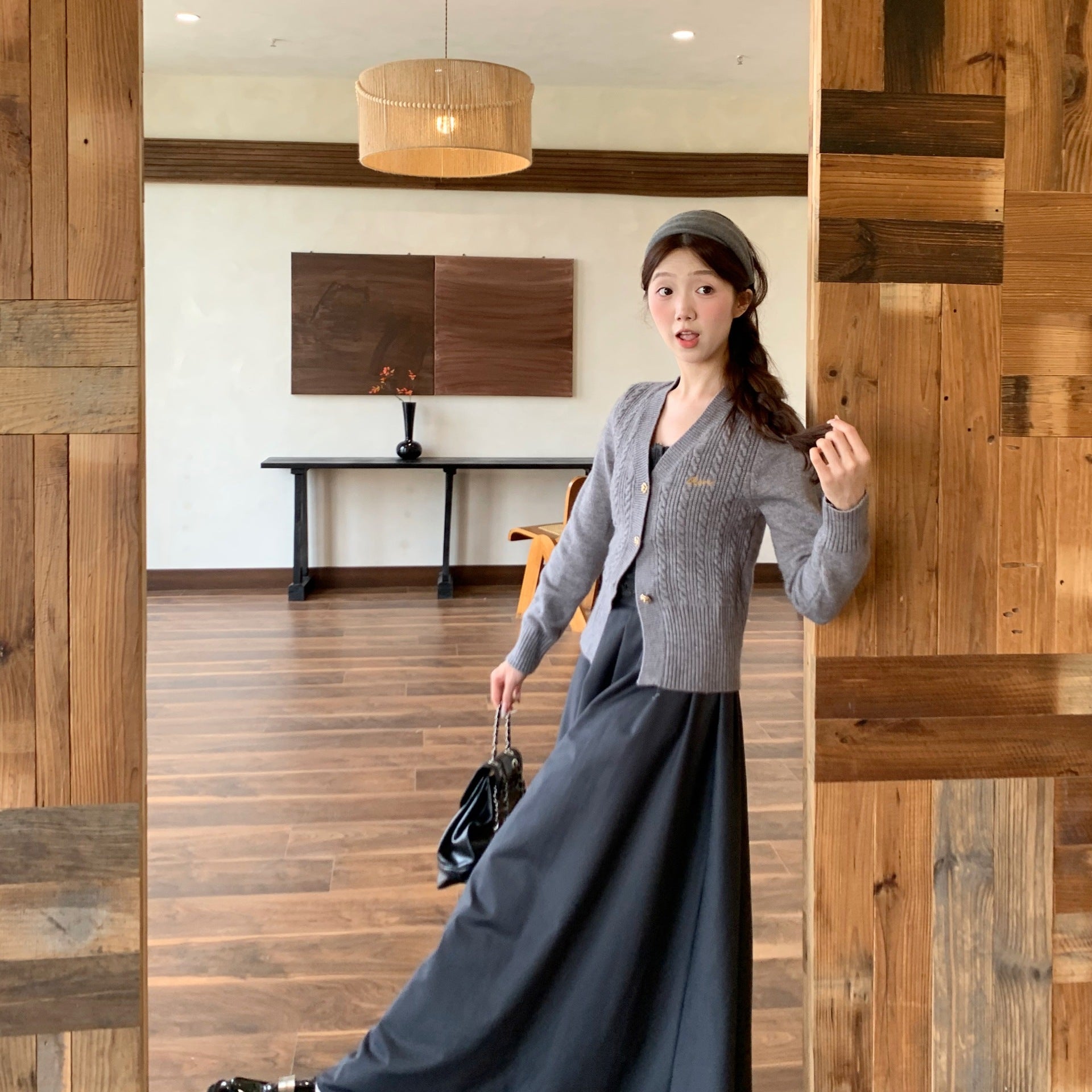 Vintage High Waisted Pleated Midi Skirt With Embroidery