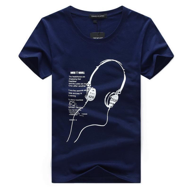 Camiseta con auriculares Music is Life