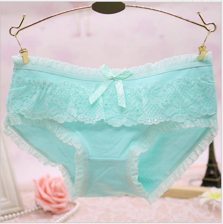 Girly Lace e Ruffles Bikini Panty