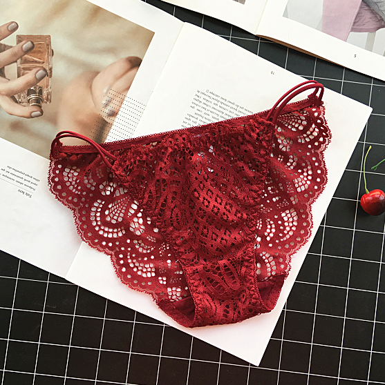 Cobertura de renda decorativa Semi ver através de roupas íntimas