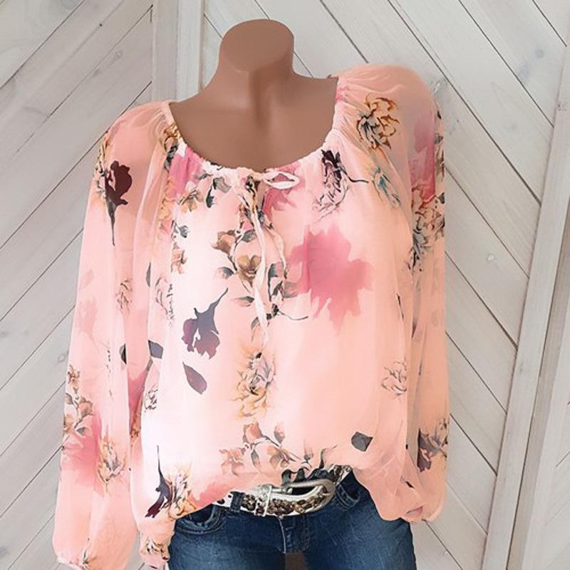 Losjes gelaagde bloemenboerblouse