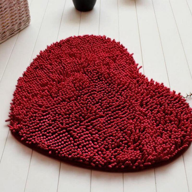 Alfombrilla de baño en forma de corazón de tela de felpa