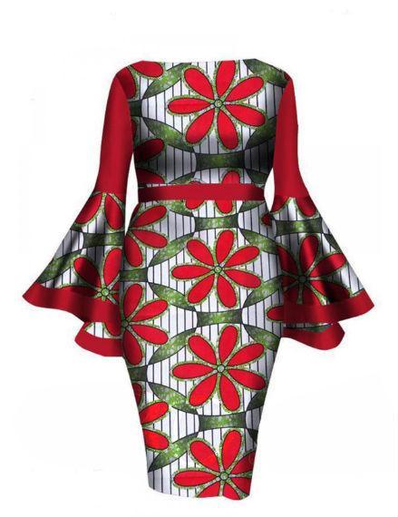 Robe de cou de bateau à manches à volants
