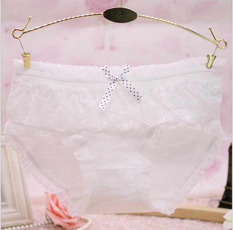 Girly Lace e Ruffles Bikini Panty